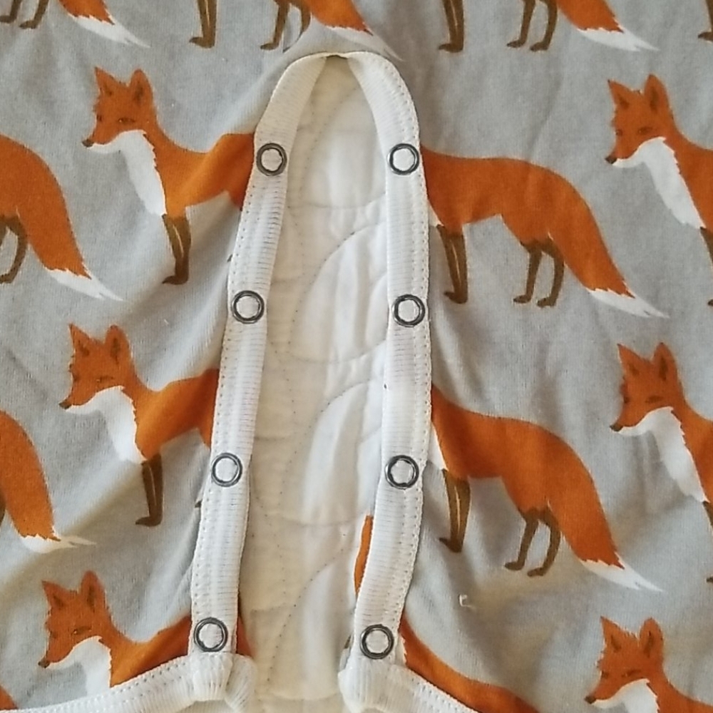 Onsie - Picture 4 of 5